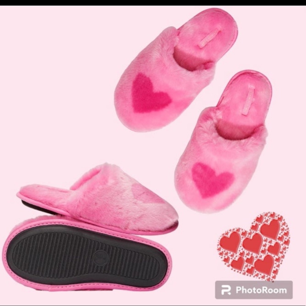 VICTORIA'S SECRET SMALL 5,6 
HOLLYWOOD PINK HEARTS 🩷 Slippers